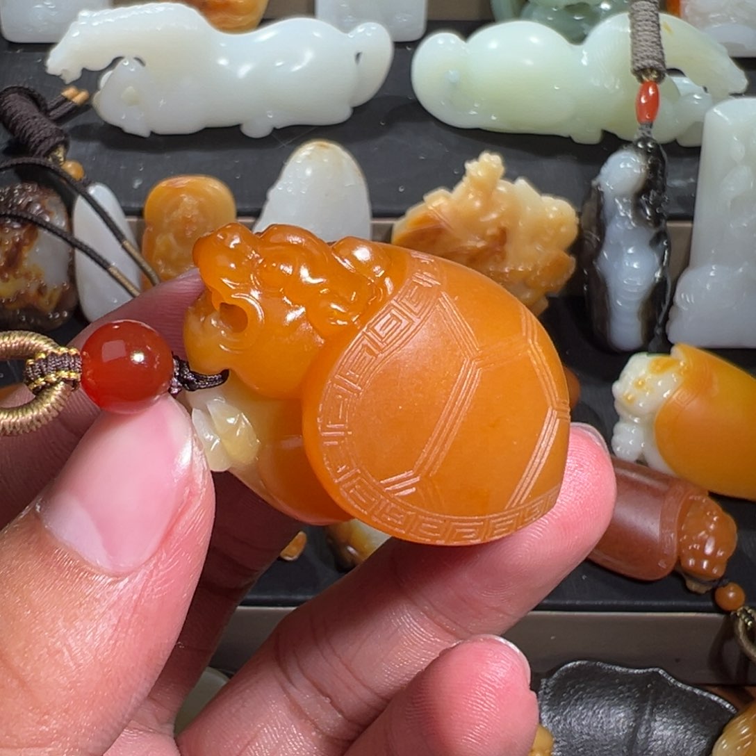 和田玉颈饰未镶嵌浪*