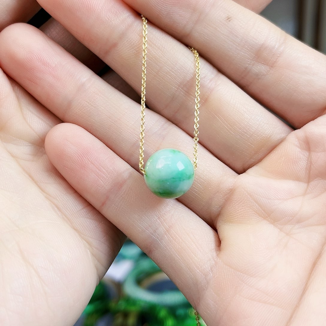 翡翠颈饰未镶嵌吊坠多样性