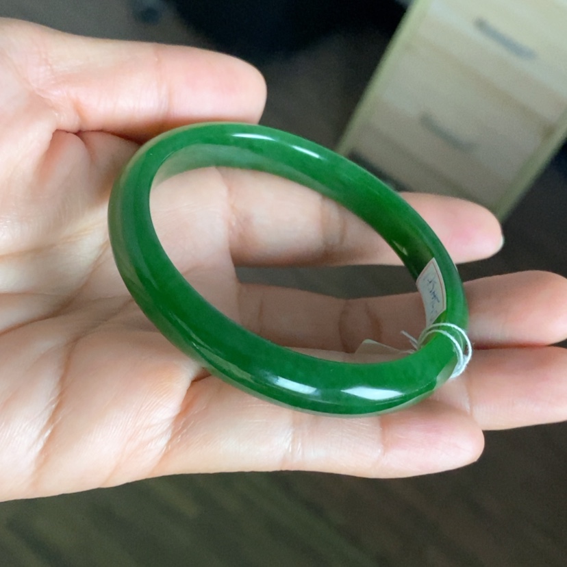 【闪购商品】未镶嵌手镯和田玉（碧玉）