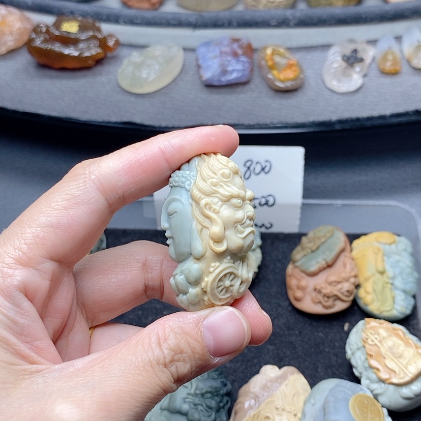 【闪购商品】定制石英质玉吊坠未镶嵌
