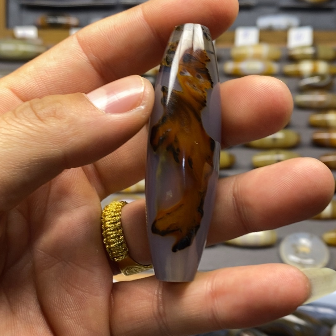 三***猫玛瑙/玉髓（覆膜）未镶嵌颈饰