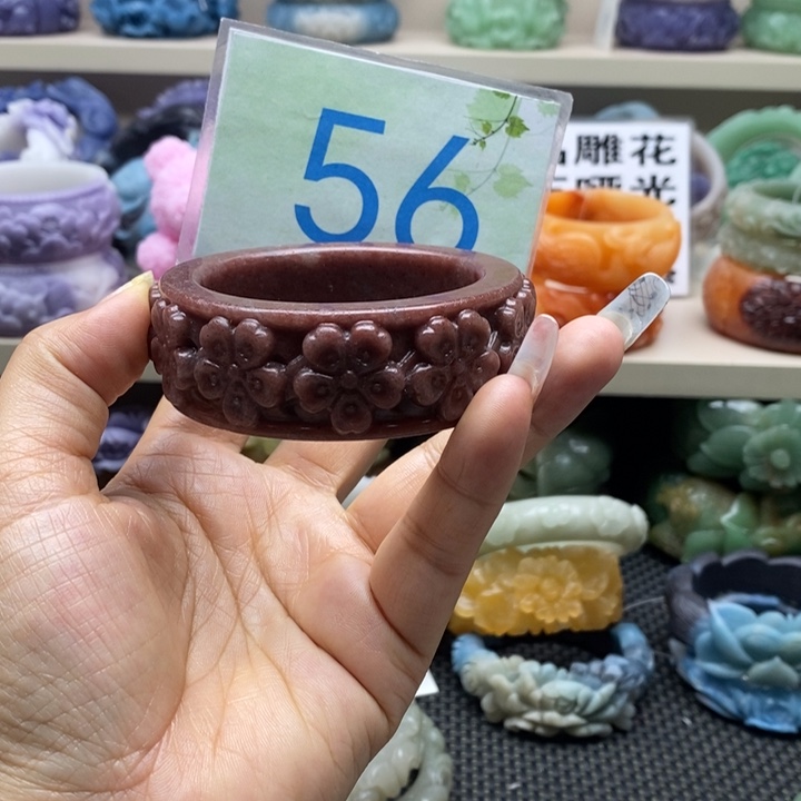 未镶嵌手镯石英岩玉