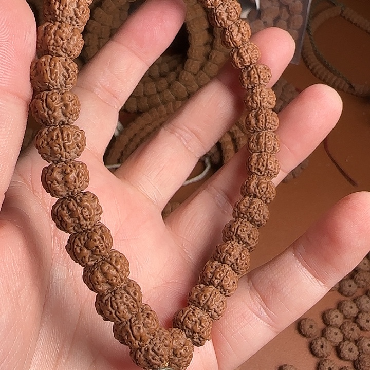 东***河吊坠金刚菩提顶级平细手持