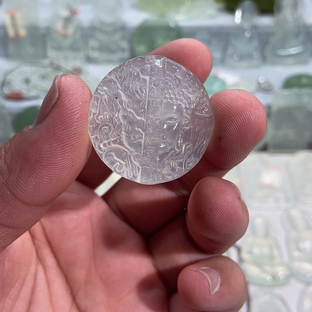未镶嵌蛇纹石玉颈饰