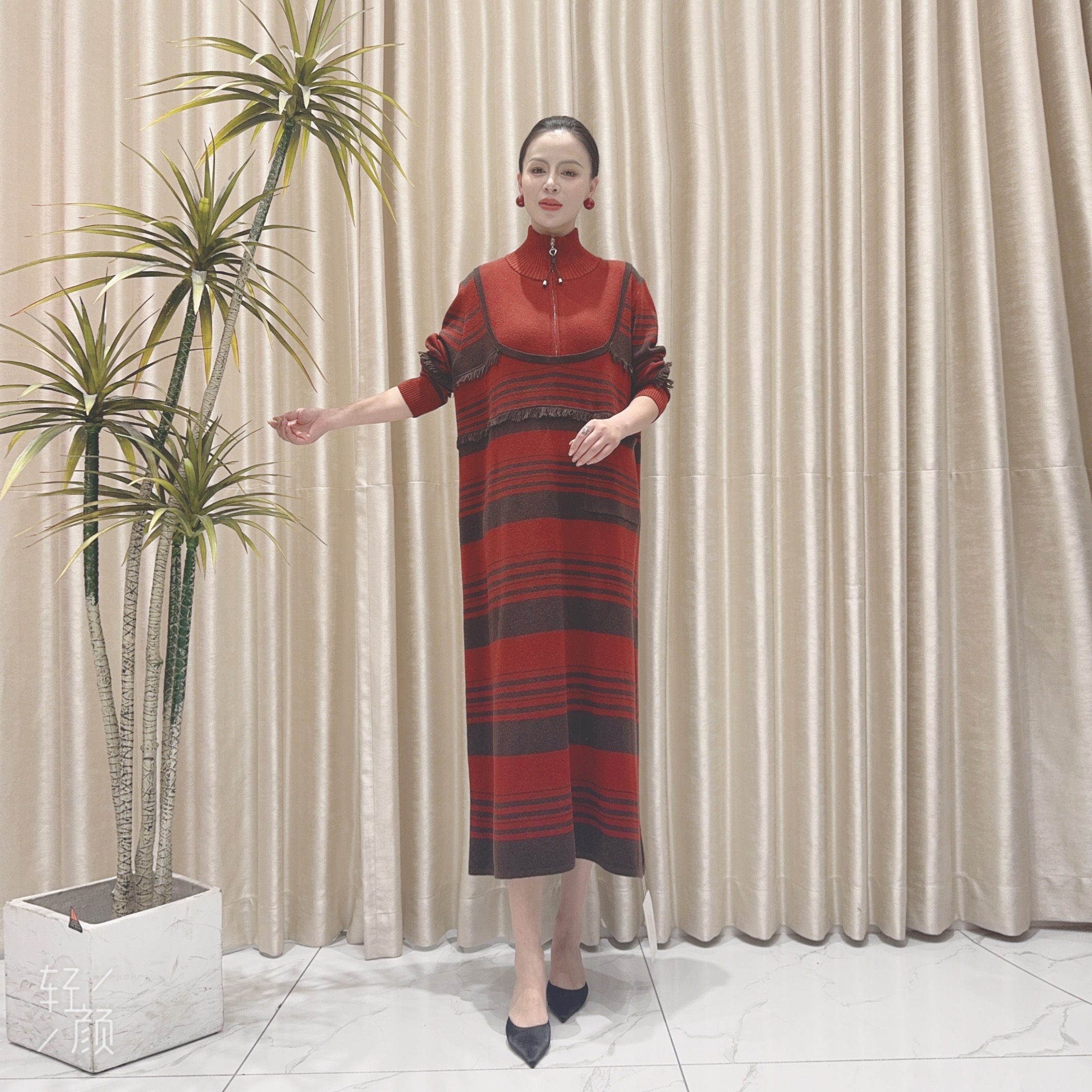 A178酒红咖条假两件时尚休闲复古气质秋冬针织连衣裙