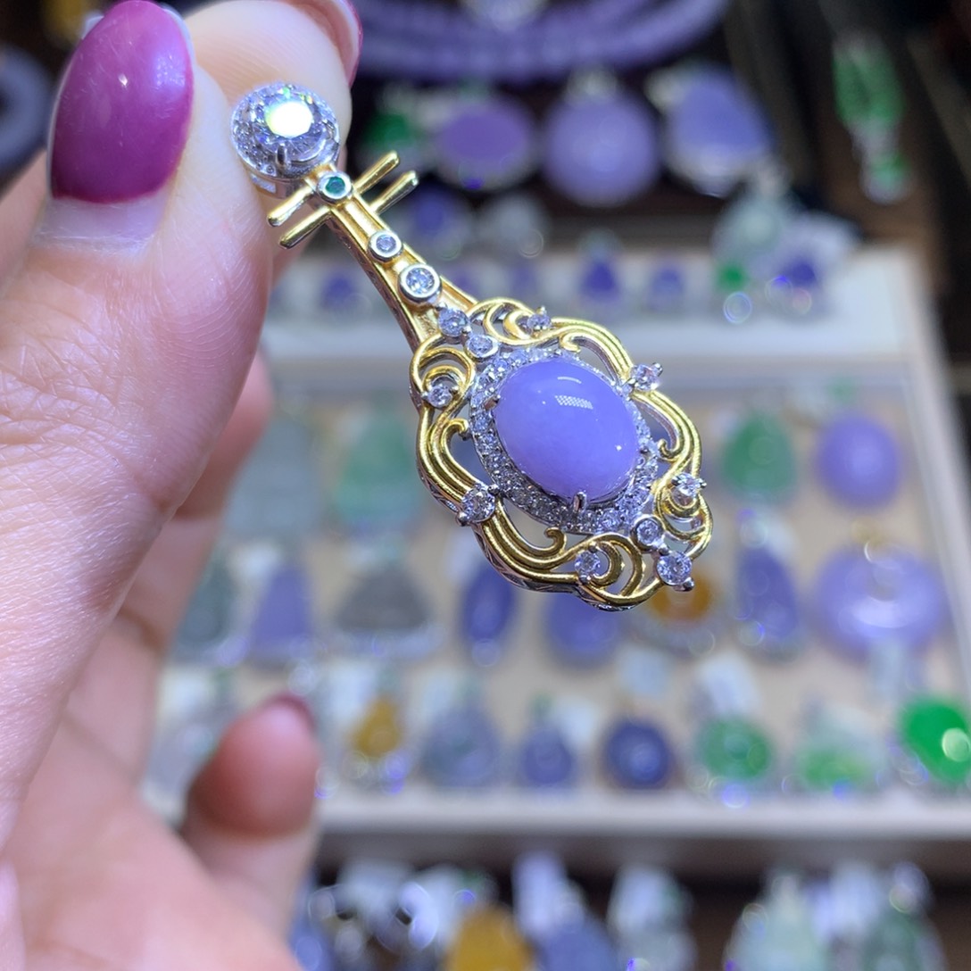 翡翠颈饰银S925镶嵌翡翠