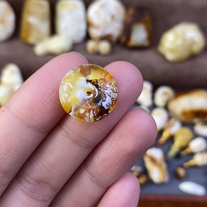 琥珀裸石未镶嵌16妖孽平安扣a28