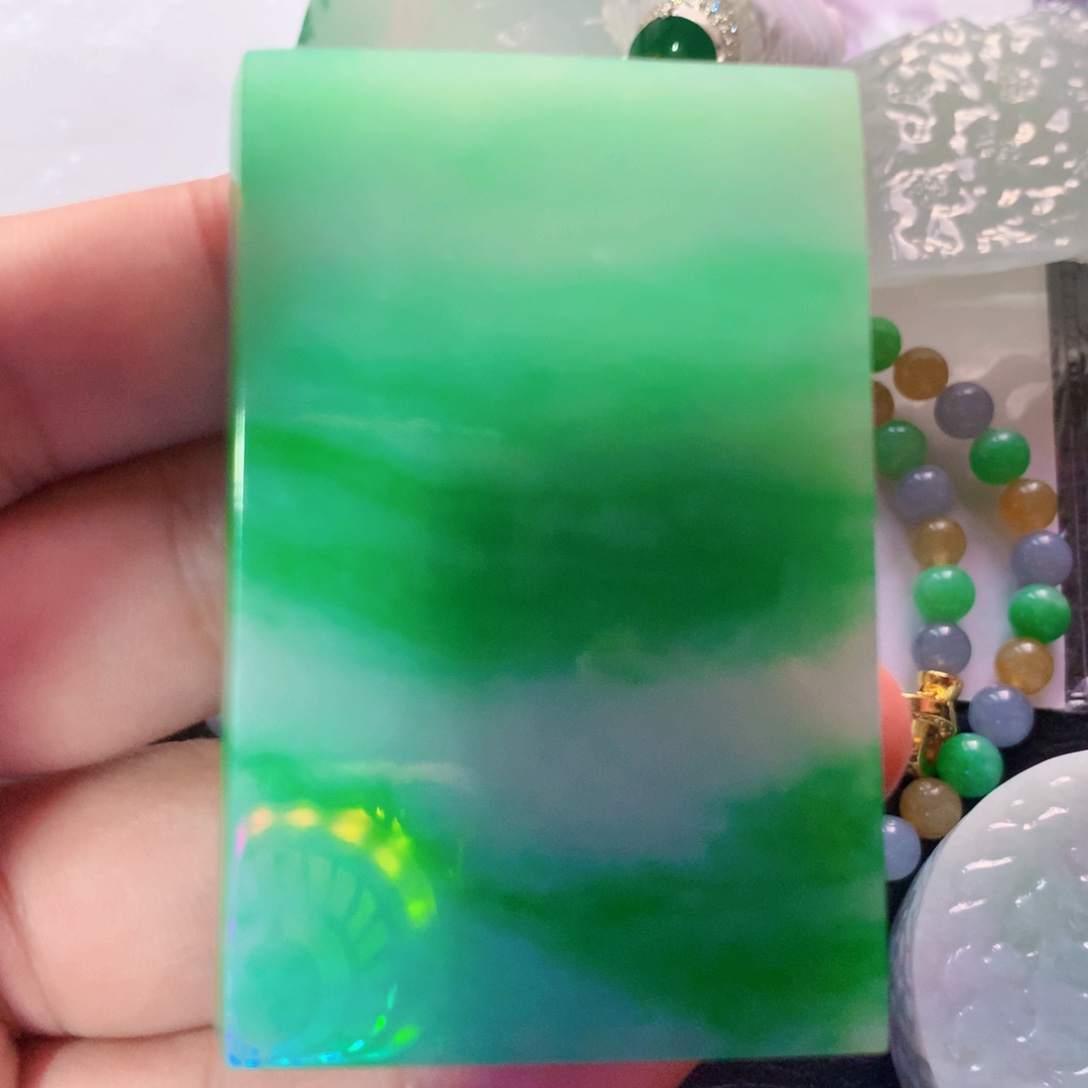 张***疯定制翡翠未镶嵌翡翠