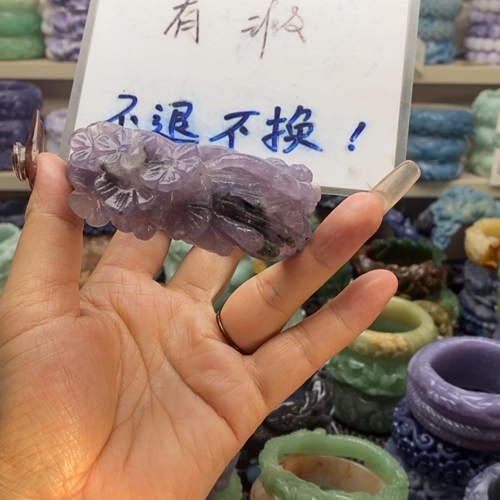 未镶嵌手镯石英岩玉