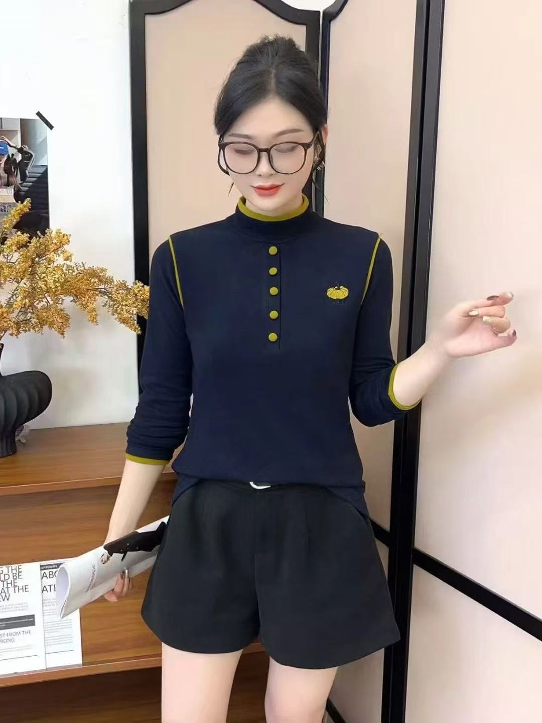 恒鑫安南瓜扣款撞色半高领加绒小衫