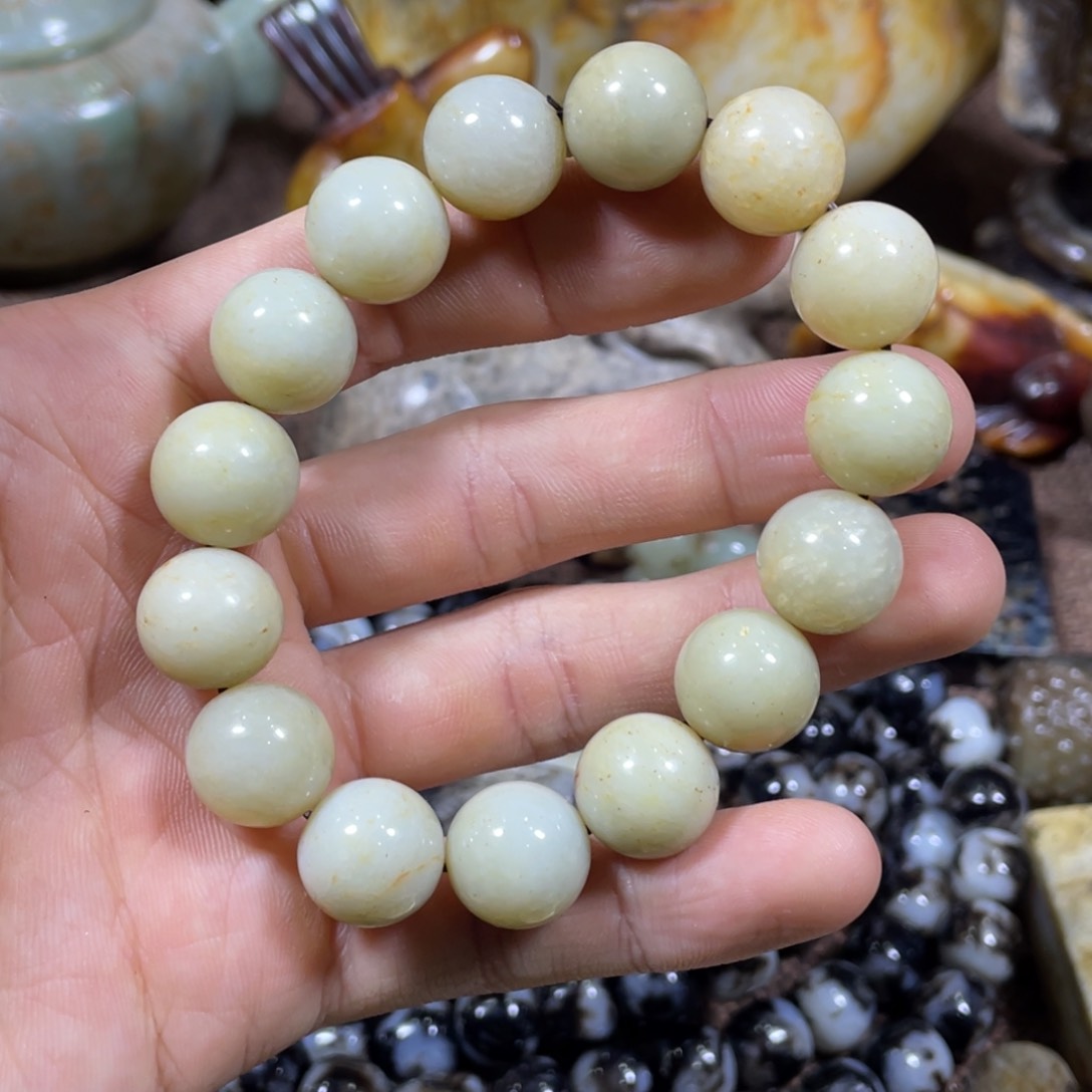 和田玉吊坠(不含链)未镶嵌