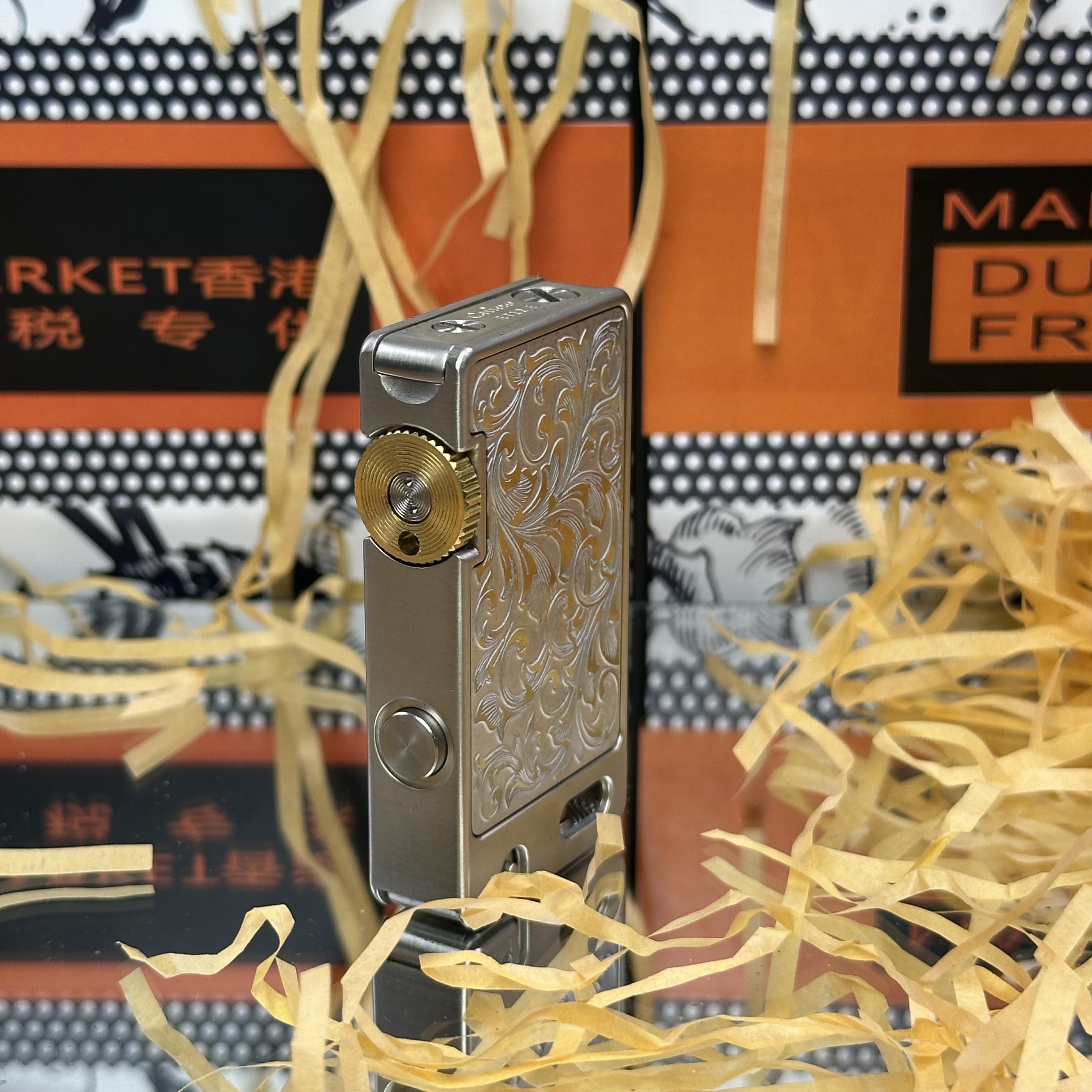 首领一键按压弹射唐草点火精雕唐草时尚复古打火机