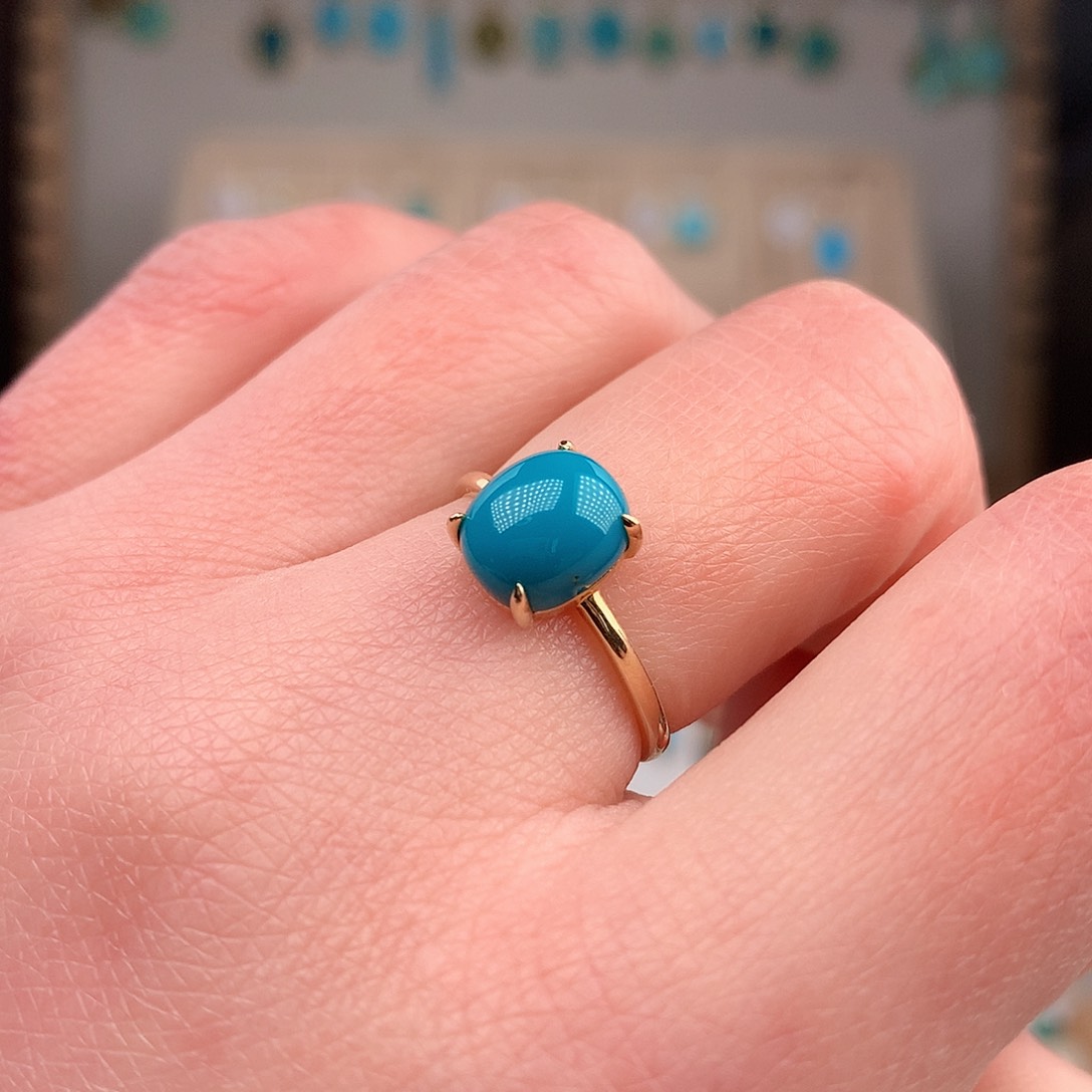 绿松石戒指18K金镶嵌