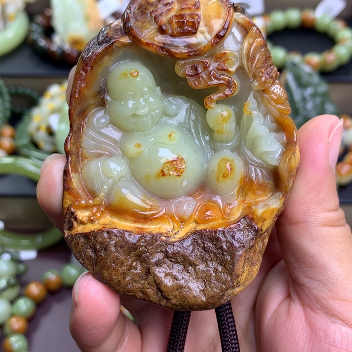 自****未镶嵌透闪石质玉挂件