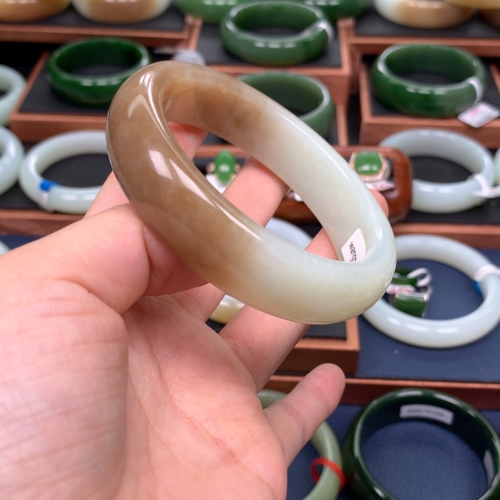 和田玉手镯6162圈口未镶嵌