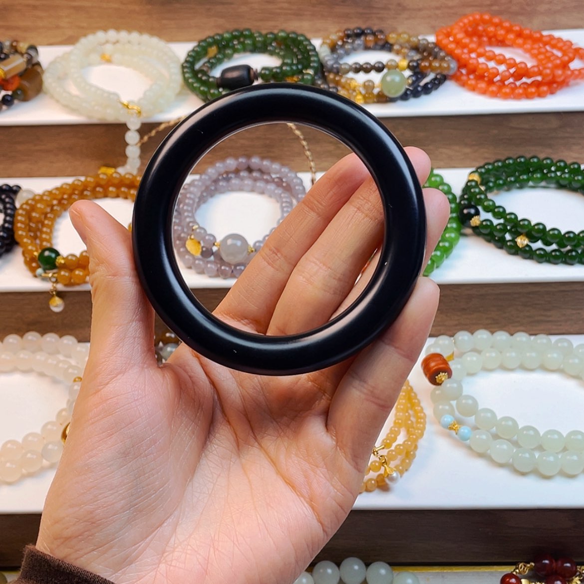 【闪购商品】和田玉手镯未镶嵌58手围