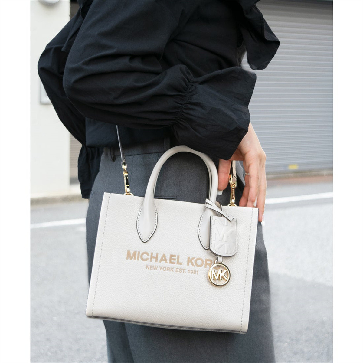 迈克高仕｜MICHAEL KORS Mirella 小号皮质斜挎包