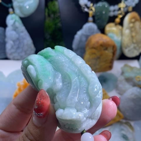 【闪购商品】颈饰未镶嵌翡翠貔貅