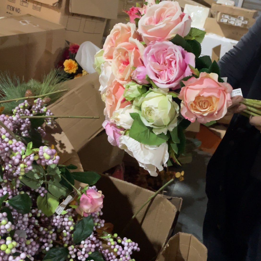 @****陶瓷花瓶，仿真绿植。12