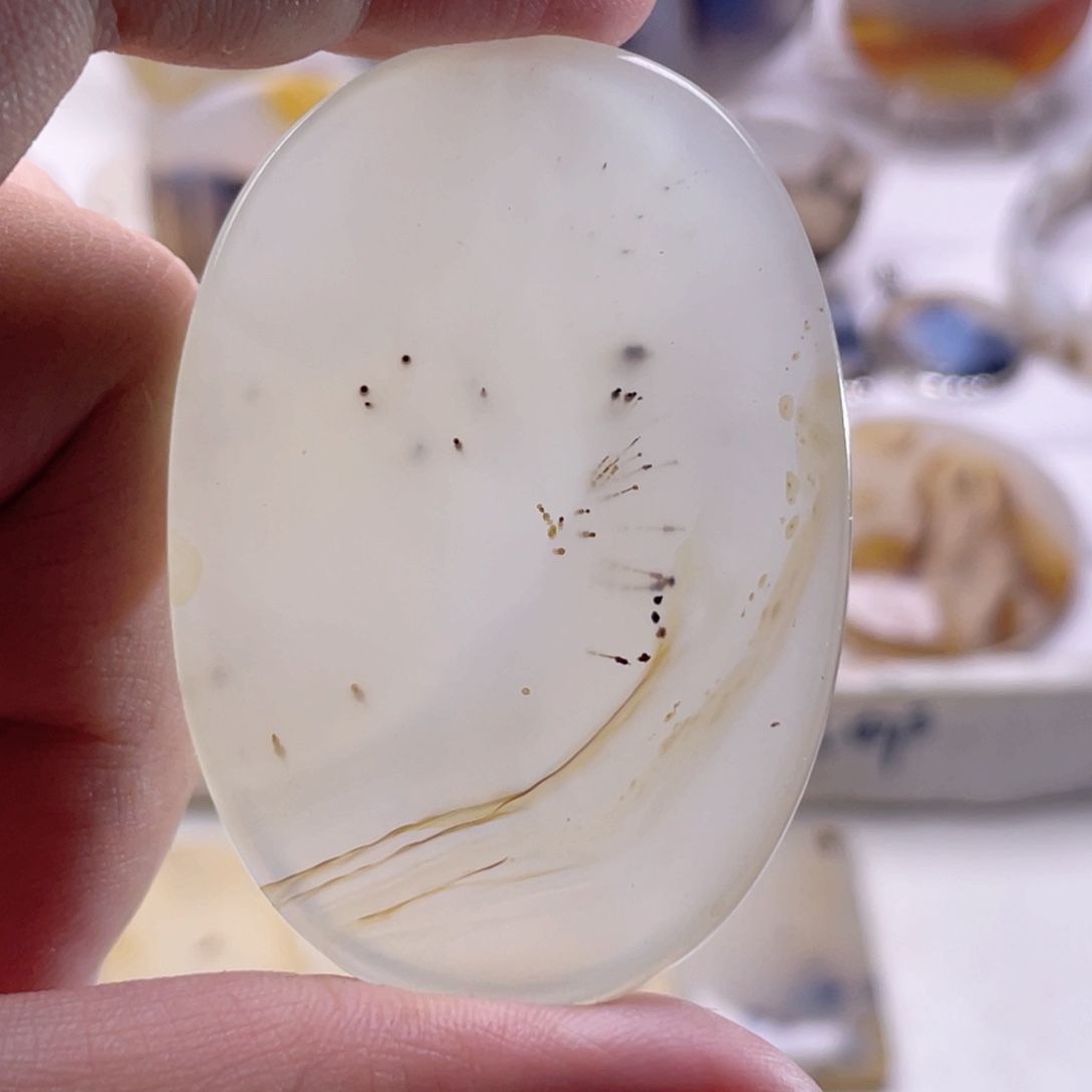 玛瑙/玉髓未镶嵌珠宝奇石