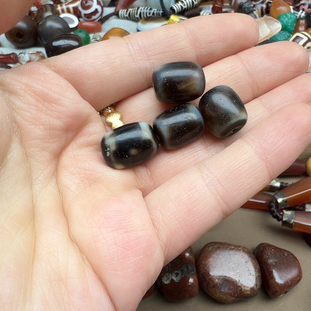 老***剑玛瑙/玉髓未镶嵌珠宝半成品