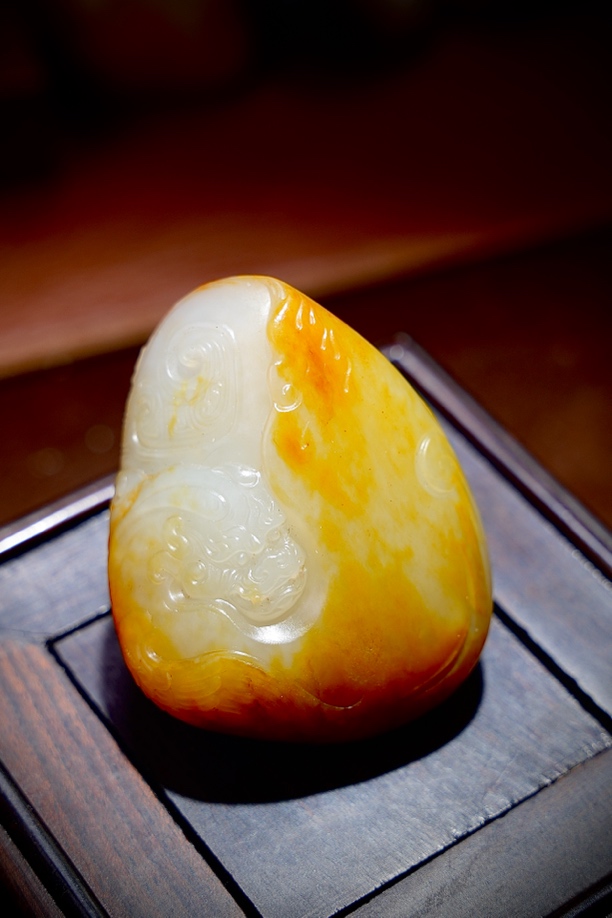 和田玉独籽貔貅吊坠