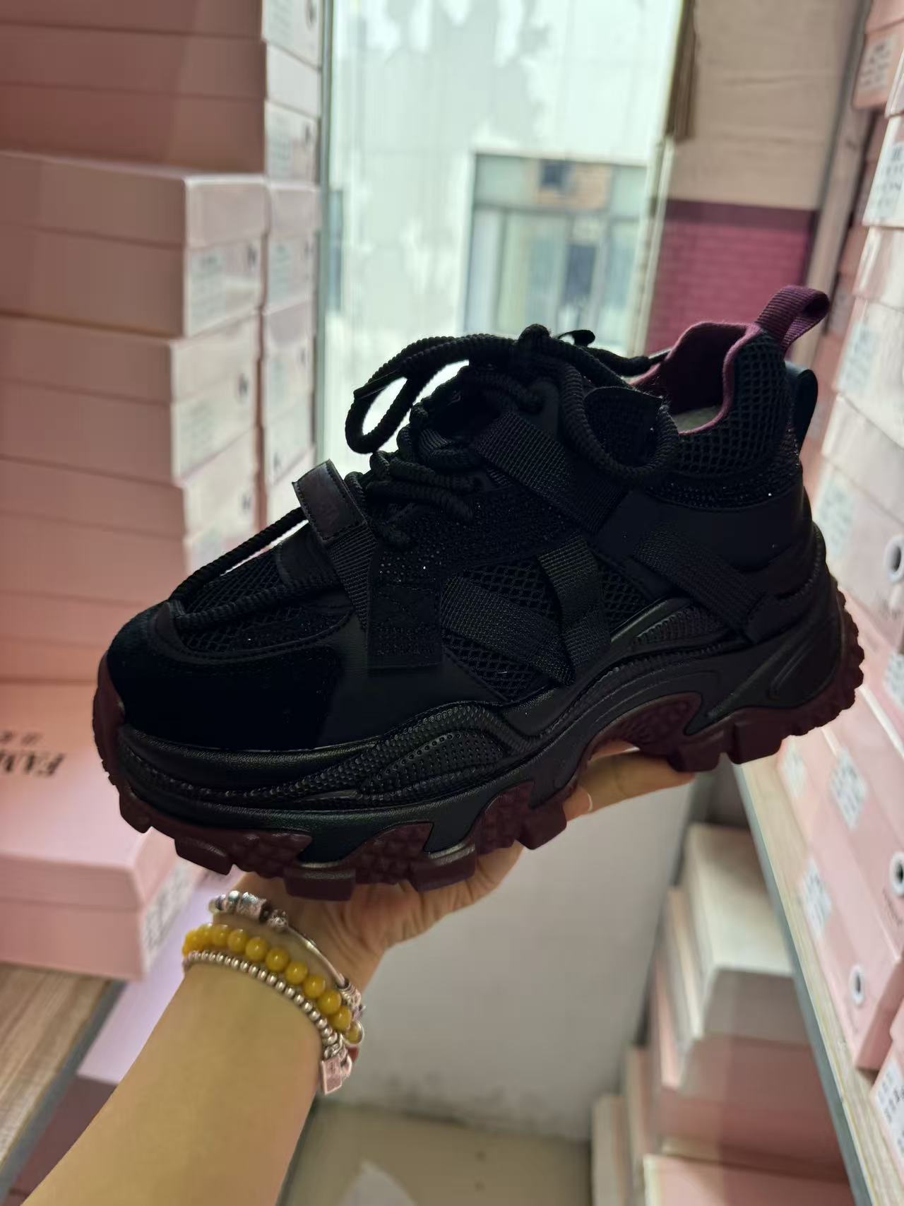 【哈丽推荐】老爹鞋女ins超火安哥拉红色水钻厚底休闲鞋956052