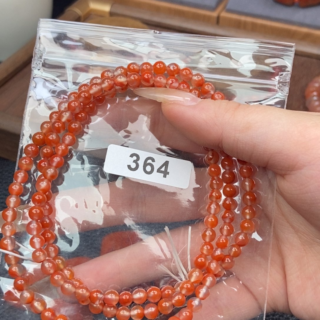 南红玛瑙未镶嵌手链
