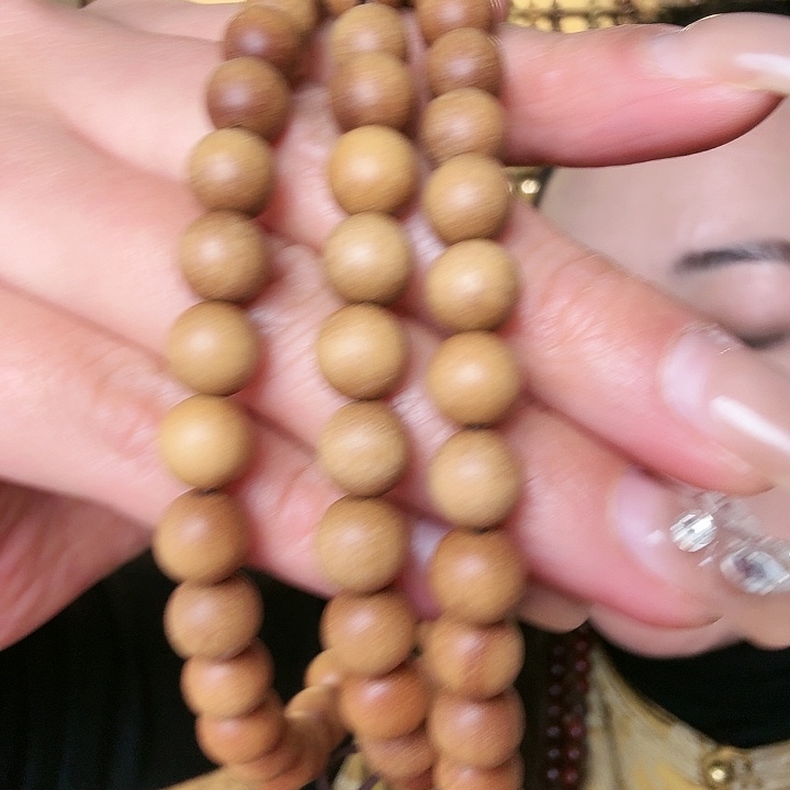 @***念老山檀0.8多圈108颗