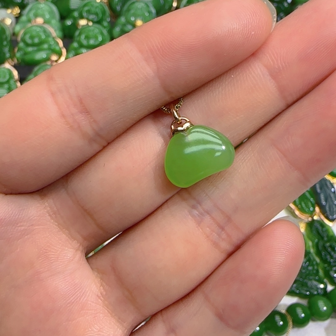 和田玉（碧玉）18K金镶嵌颈饰