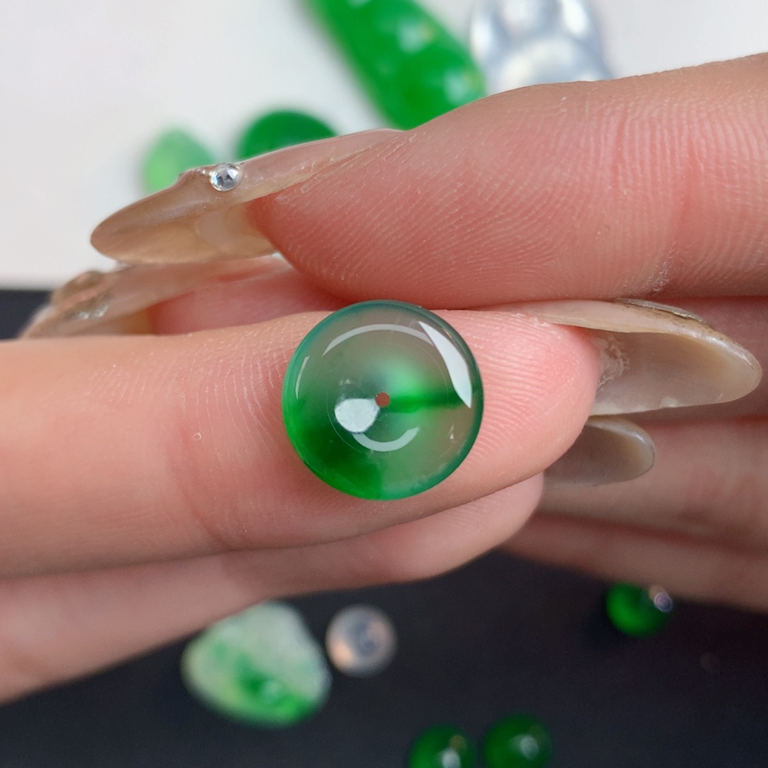 翡翠裸石11.42/2.8扣子扣子