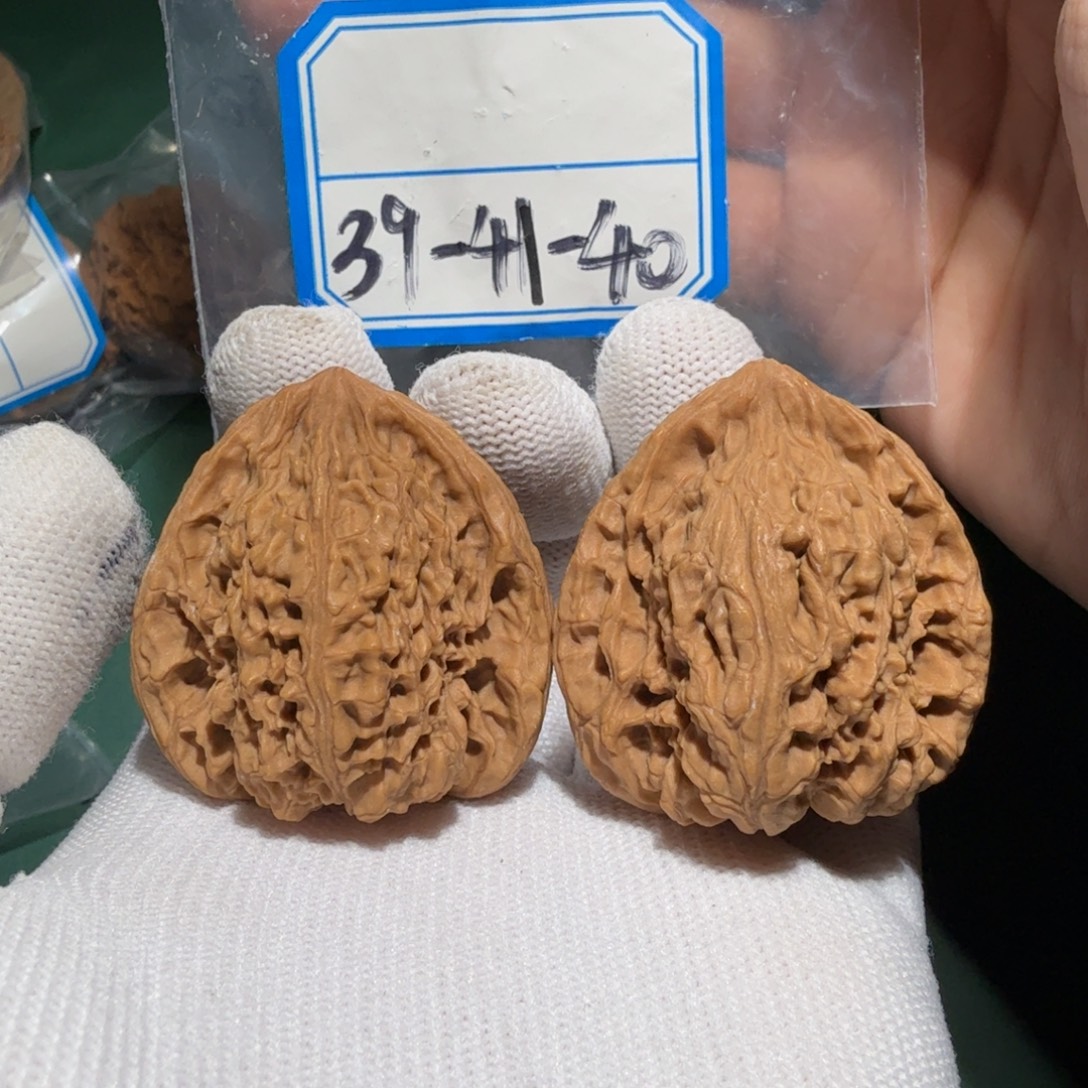 文玩核桃吊坠南疆34