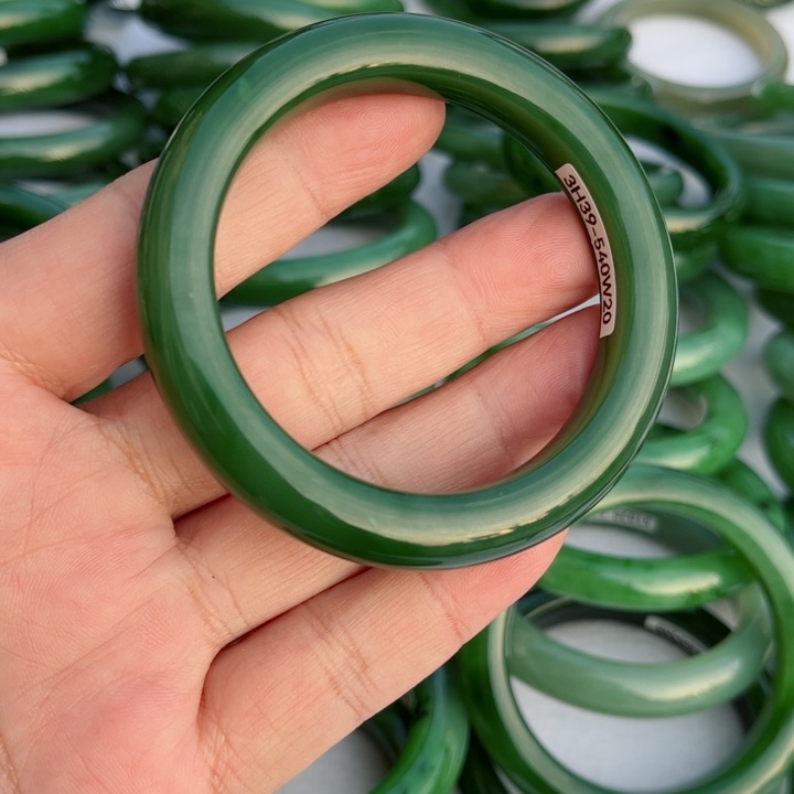 和田玉手镯未镶嵌饮**源54.5～0