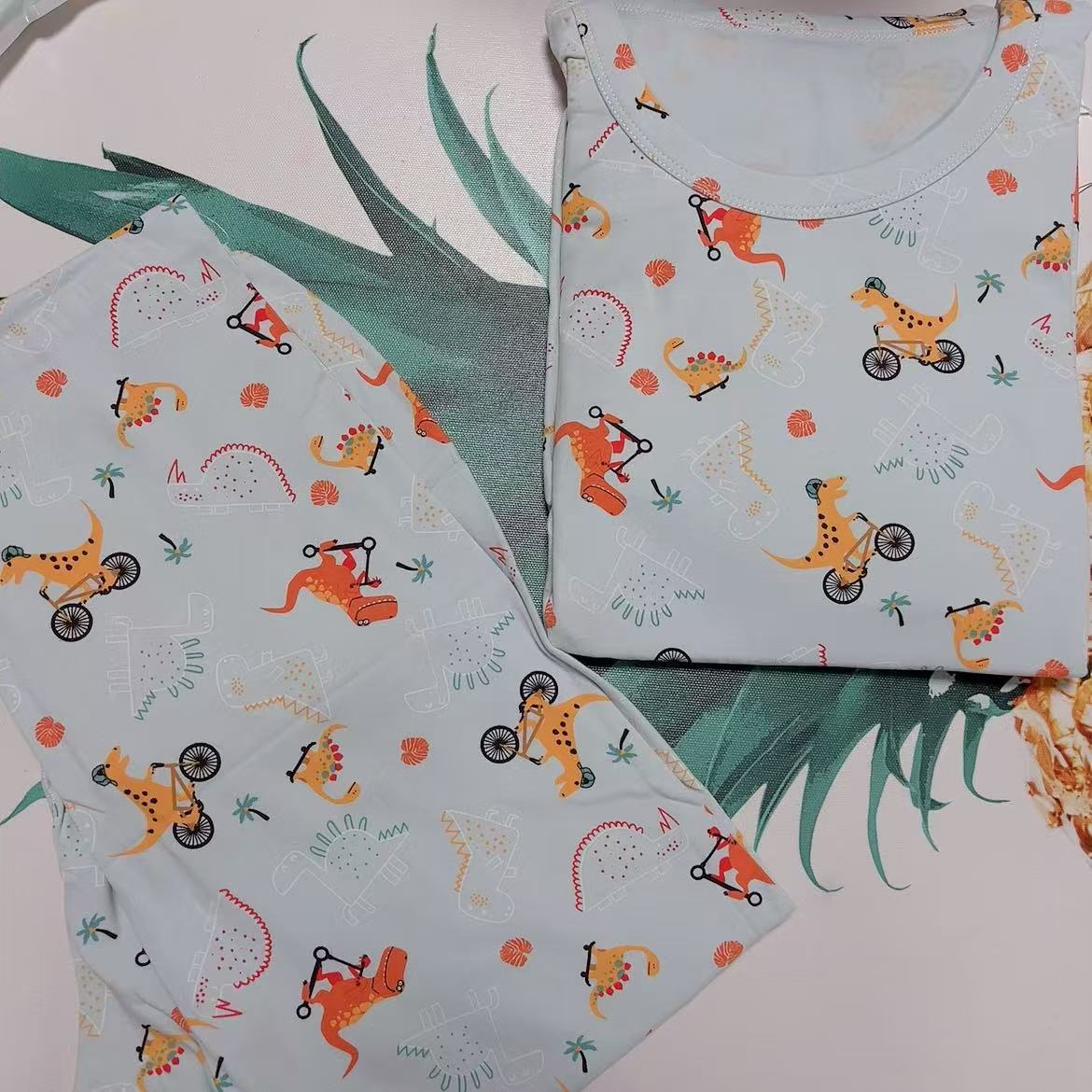 大庆仓货号88112小恐龙自行车无骨莱卡家居服套装P6-28 1月13日