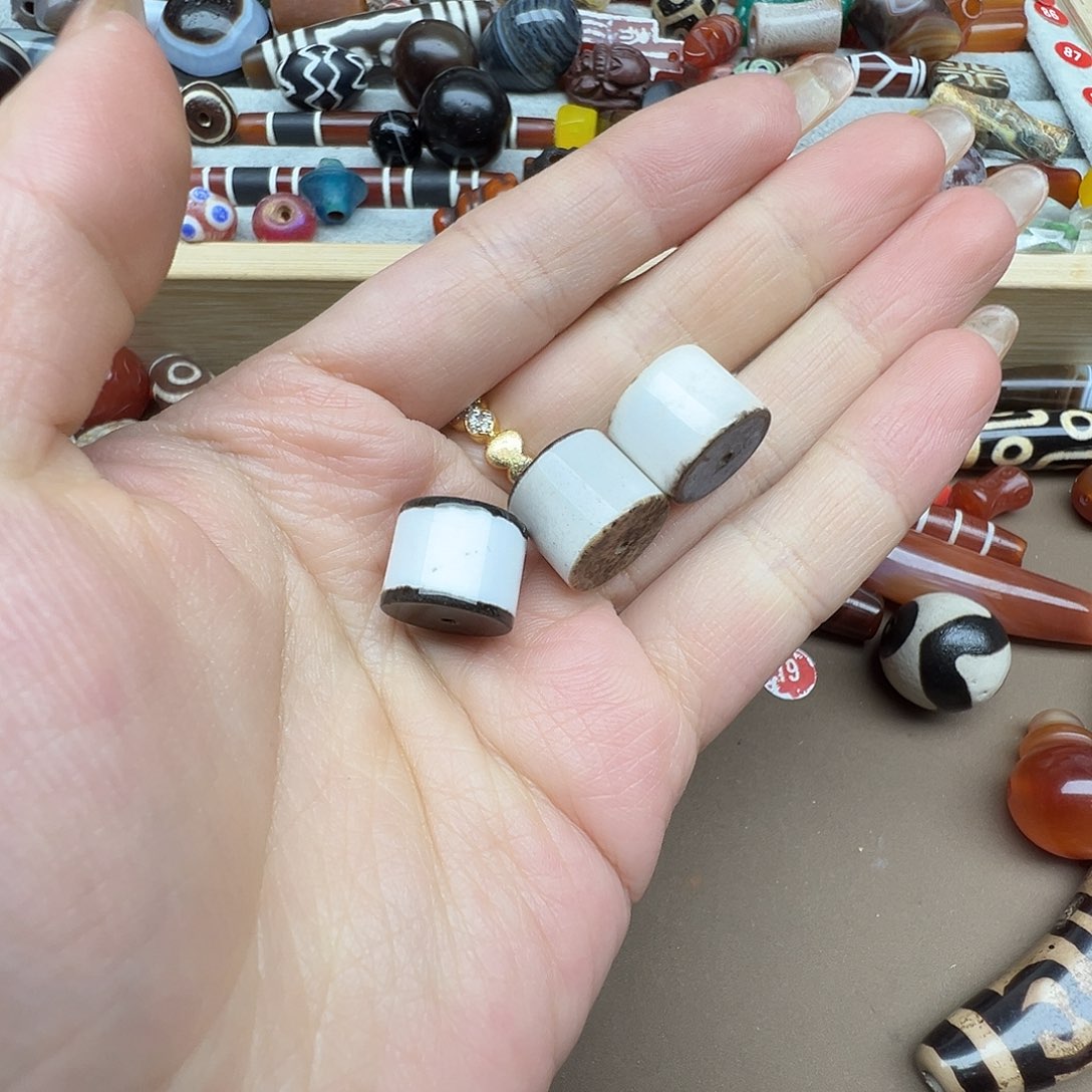 玛瑙/玉髓未镶嵌珠宝半成品