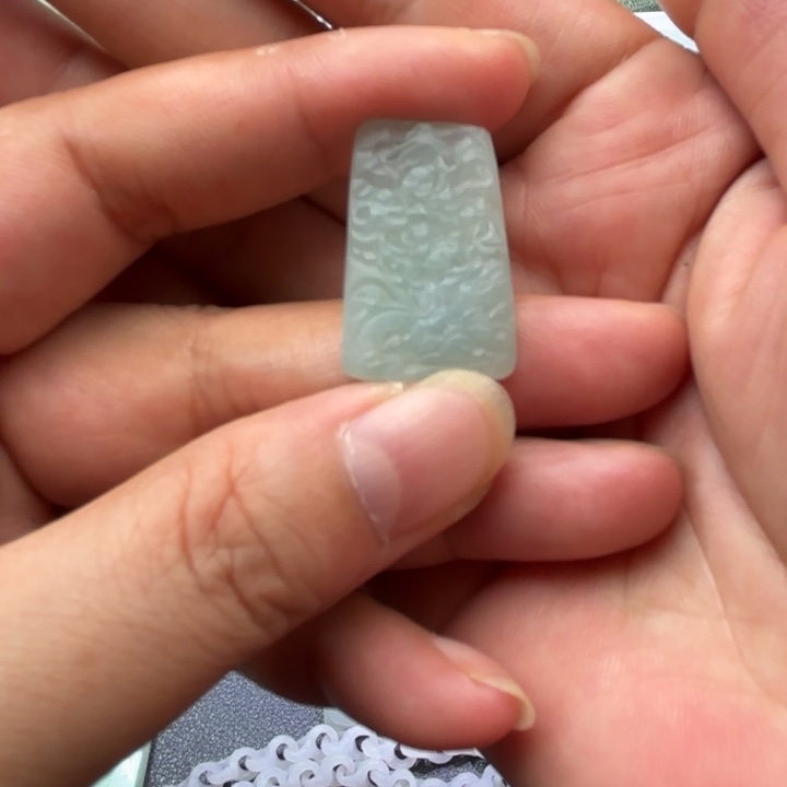定制翡翠未镶嵌天然缅甸翡翠A货山水牌不退不换