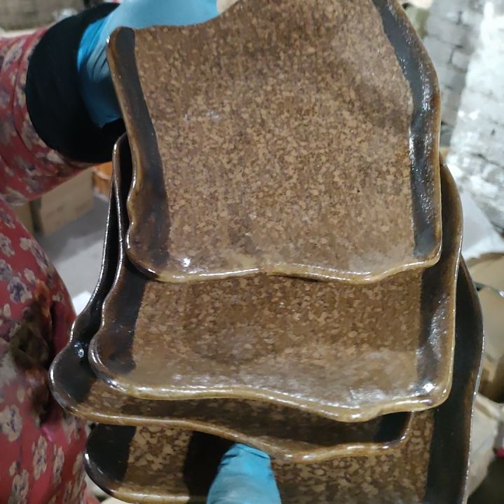 摆件陶瓷盘子碗啥都有