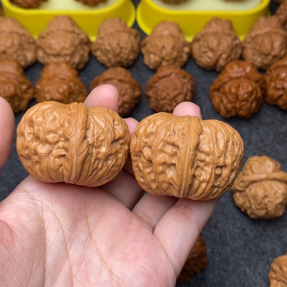 文玩核桃把件元宝41