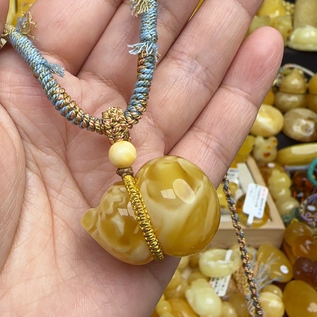 蜜蜡颈饰未镶嵌天然俄料溶洞妖花蜜蜡葫芦吊坠