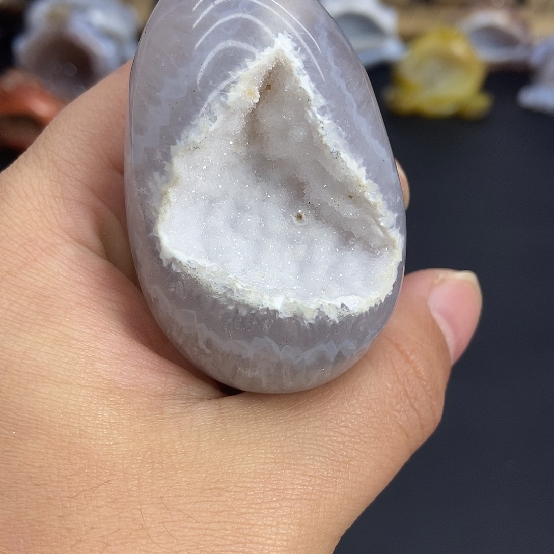 玛瑙/玉髓未镶嵌珠宝奇石