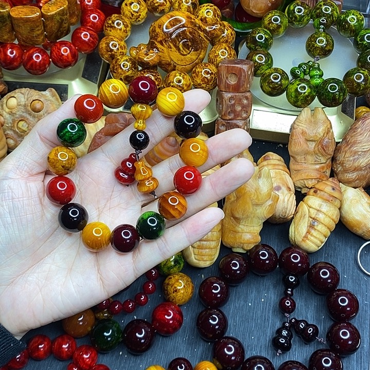 松木琥珀木文玩手串