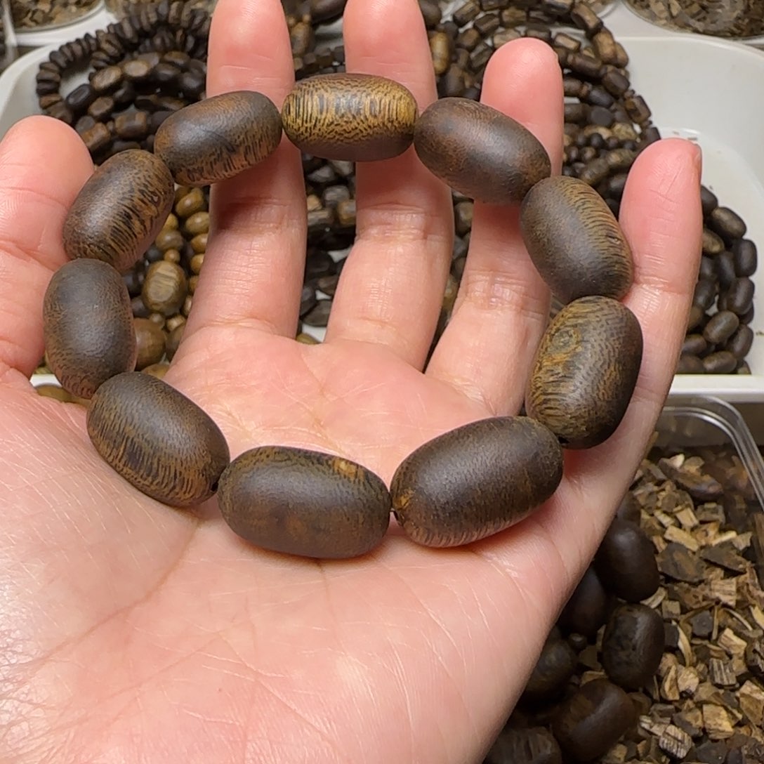 一***花沉香手串单圈留疤高油17.6克张勺子