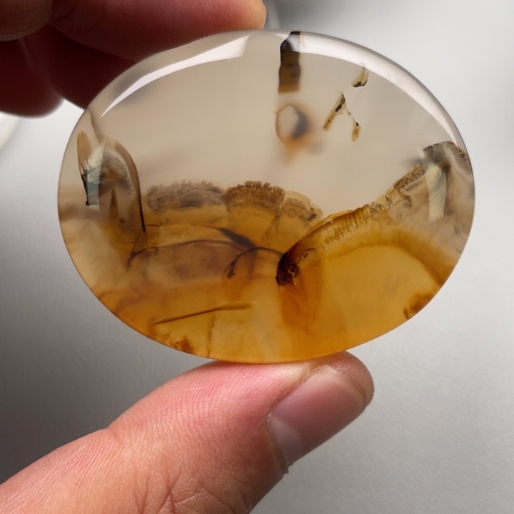 玛瑙/玉髓颈饰未镶嵌路*宝