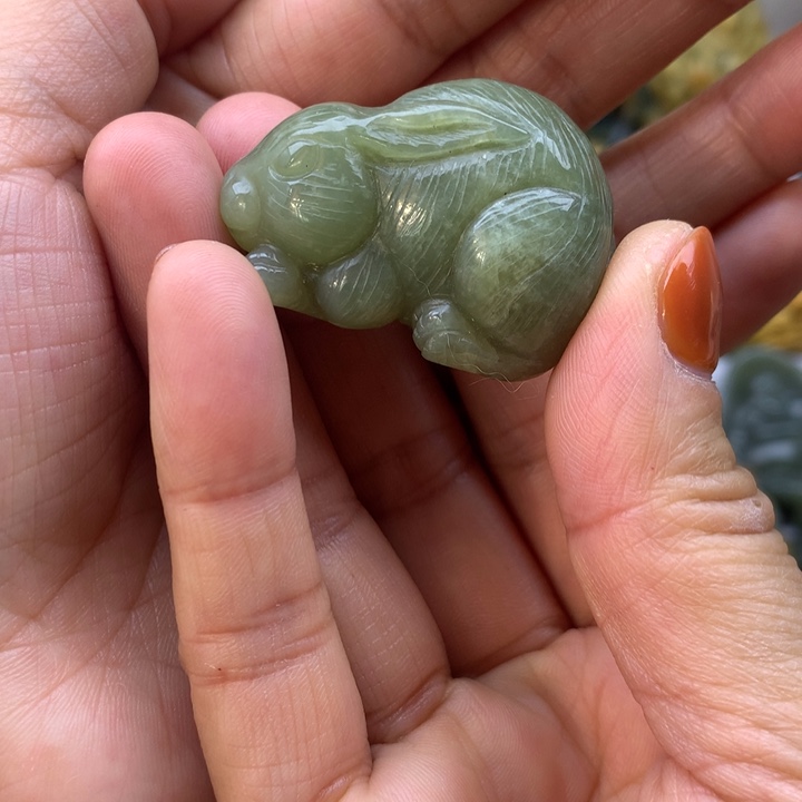 【闪购商品】透闪石质玉吊坠未镶嵌