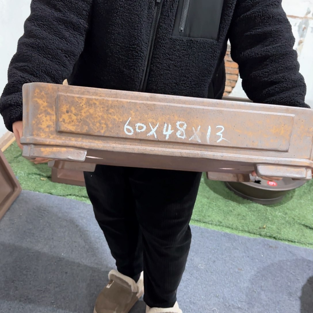 紫砂花盆我呜呜呜呜呜