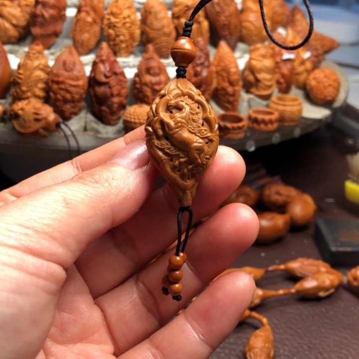 *****橄榄核吊坠橄榄核雕刻的单子