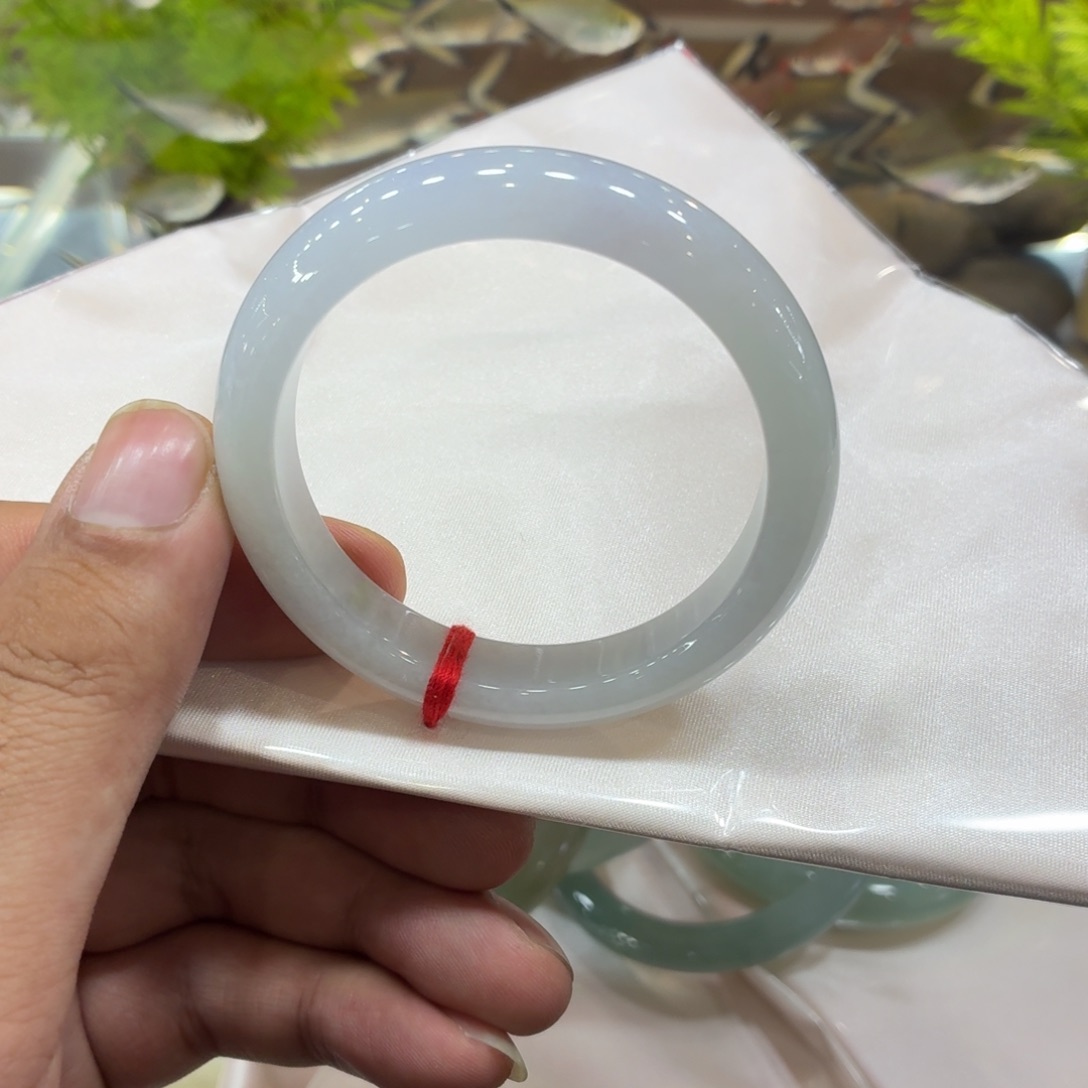 翡翠未镶嵌手镯手镯