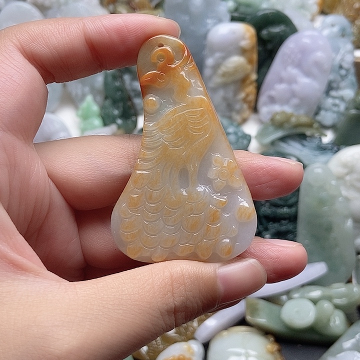 翡翠未镶嵌颈饰翡翠