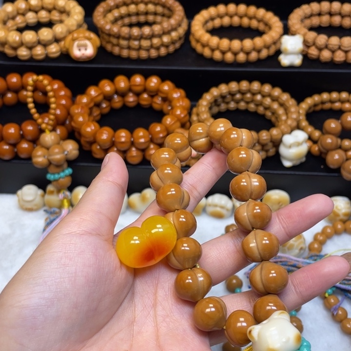 A***Y手串/手链核桃屁桃