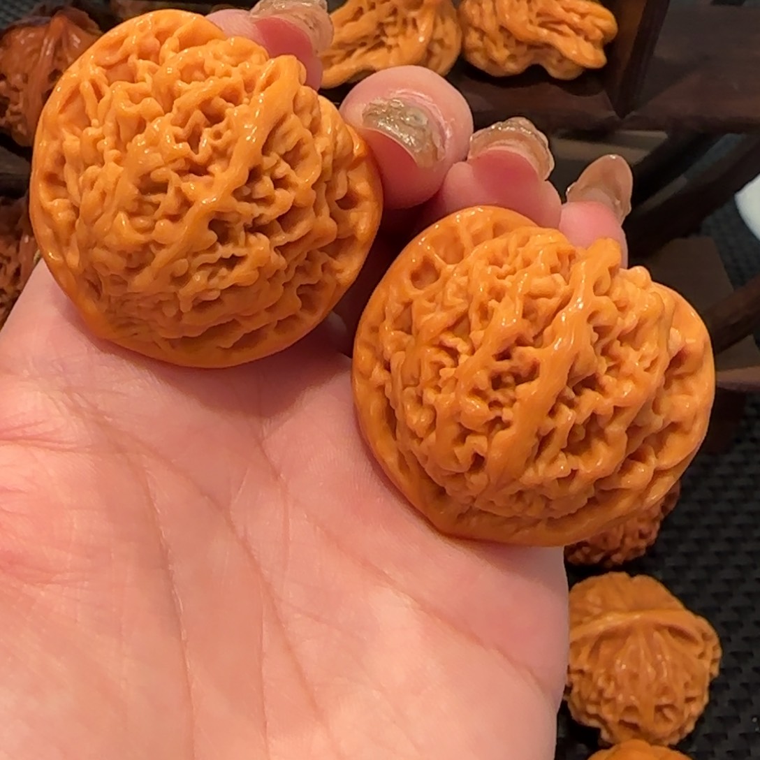 桃核吊坠满天星38精品820